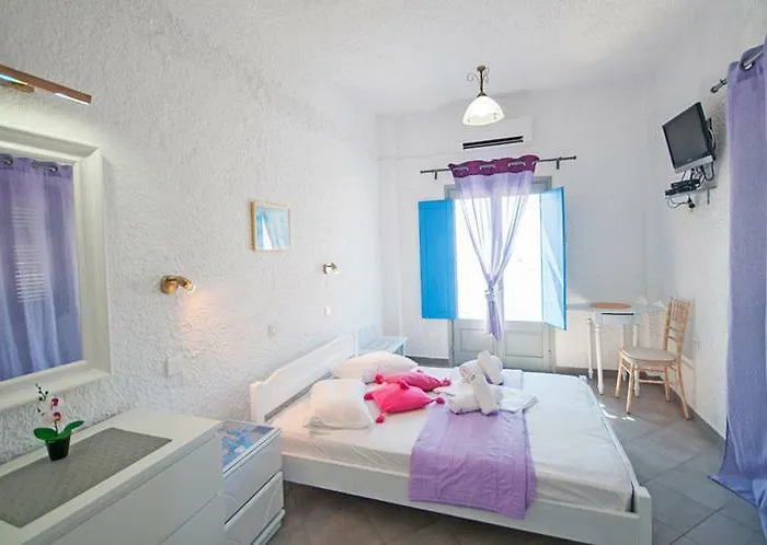 斯玛鲁拉别墅 * 菲罗斯特法尼